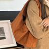 Questa Borsa Tote Artistica e Retrò Ha Una Grande Capienza e Uno Stile Rilassato per il Pendolarismo. È una Borsa a Spalla Sotto Braccio