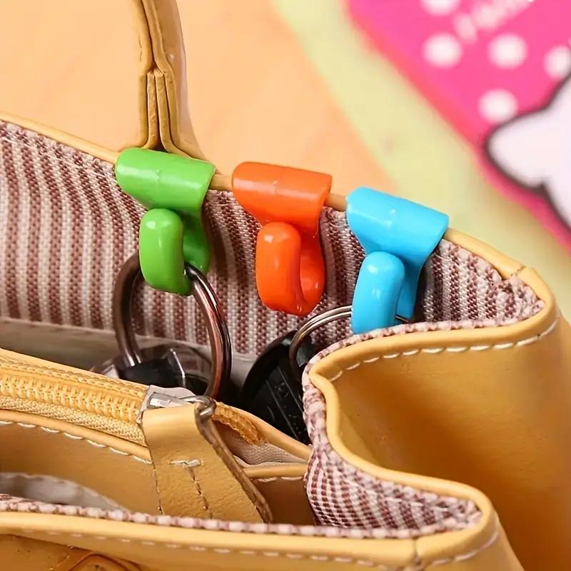 2 Stück Kreative Kunststoff Schlüssel Anti-Verlust Haken, Taschenhaken, Eingebaute Schlüsselclips, Tragbare Anti-Verlust Clips