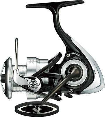 Daiwa Přívlač 19 REGZA LT2500S-XH (model 2019)