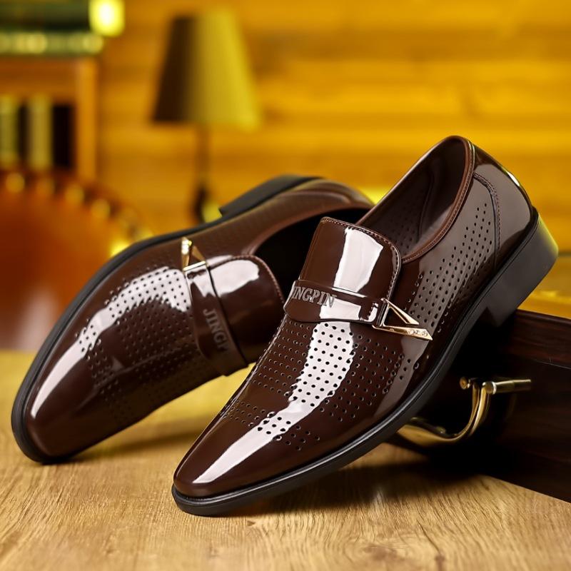 Nya herrskor i VIT andningsbar lackläder Casualskor Herr Slip On Loafers Bröllopsklänning Återträff Skodon Zapatos Hombre