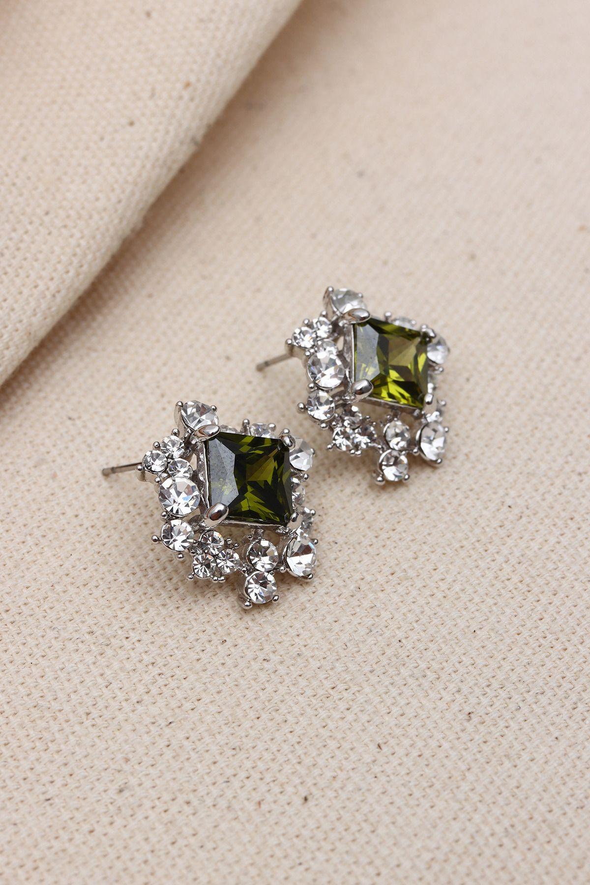 

Серьги для вечернего платья с квадратными камнями