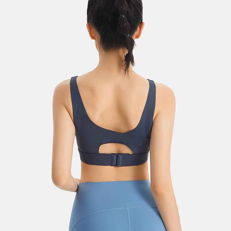 Women's Plus Size Seamless Shockproof Sports Bra for Running and Yoga