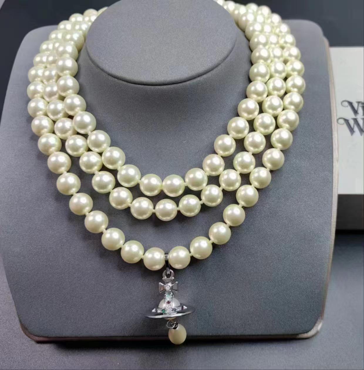 

Панк-стиль вдови-імператриці Тришаровий перлово-діамантовий хокер-намисто Сатурн