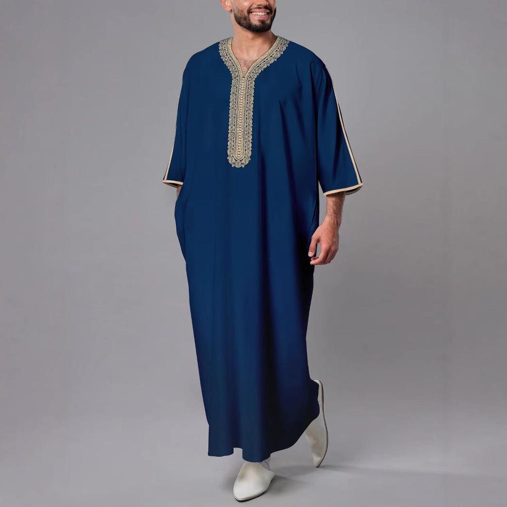 Embroidered Hooded Robe for Muslim Men, New Style Middle Eastern Thobe, Loose Long Sleeve Ethnic Design, Available Now