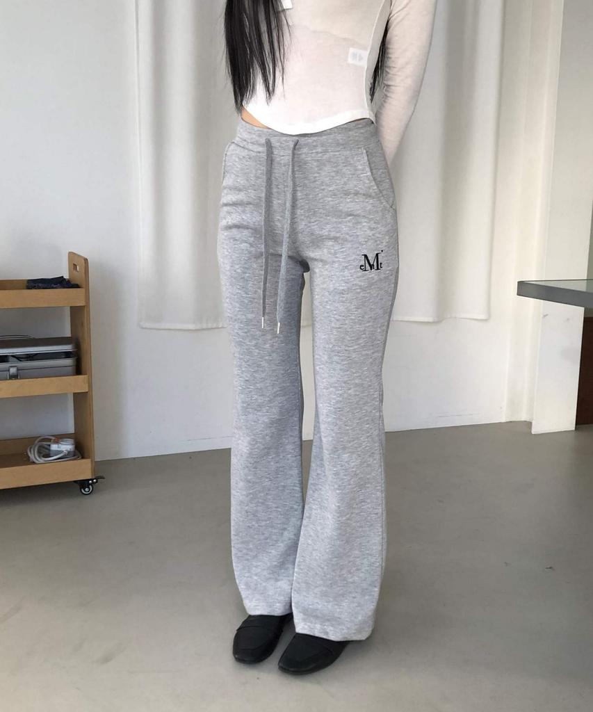 MUCENT Lama Elastic Bootcut Sweatpants (2 Colors)