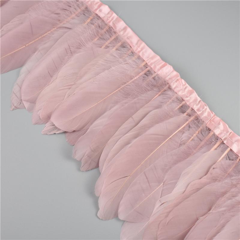 2 Meter Gänsefederbesatz Hochzeitsfeier Dekoration Fransen für Kleidung Makramee Federn DIY Farbige Federn Bänder für Bastelarbeiten