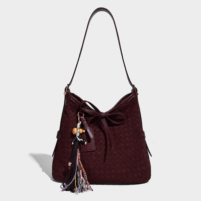 

Women s bag 2025 new trendy versatile simple woven bucket bag large capacity tote bag fashionable shoulder crossbody bag 29*14*27CM вино красного