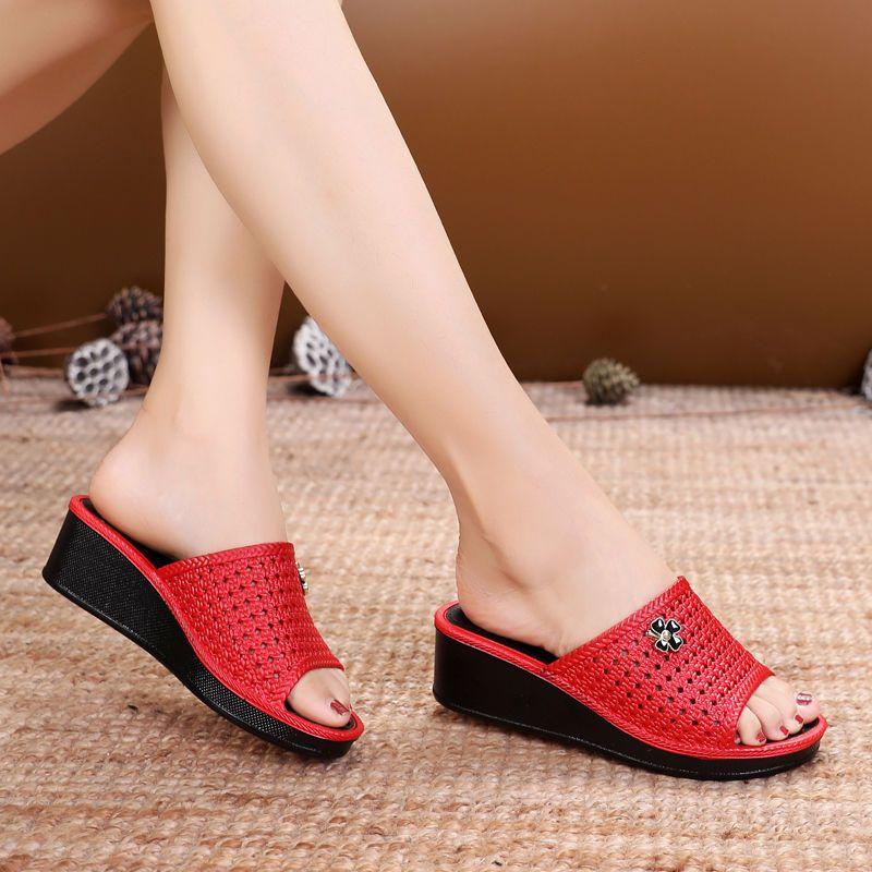 Middle-aged Mother Sandals Female Summer Outer Thick Soled Anti-slip Bathing Home Beach Shoes Slope Heel Soft Bottom Ladies Slippers