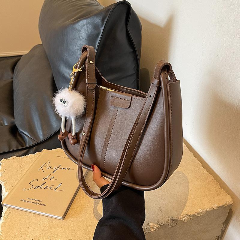 Stylish small bag, 2026 new women's bag, trendy versatile crossbody bag, shoulder shoulder underarm bucket bag