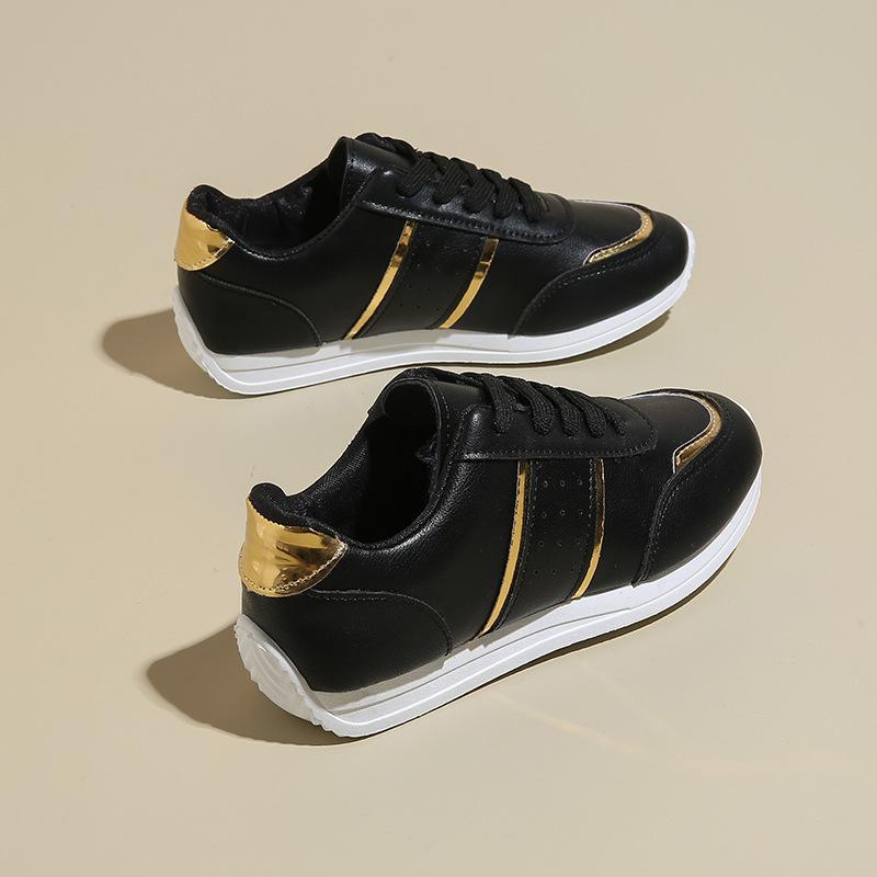 Sports shoes 22 spring and autumn new European and American large-size flat-bottom color matching Forrest Gump board shoes single shoes