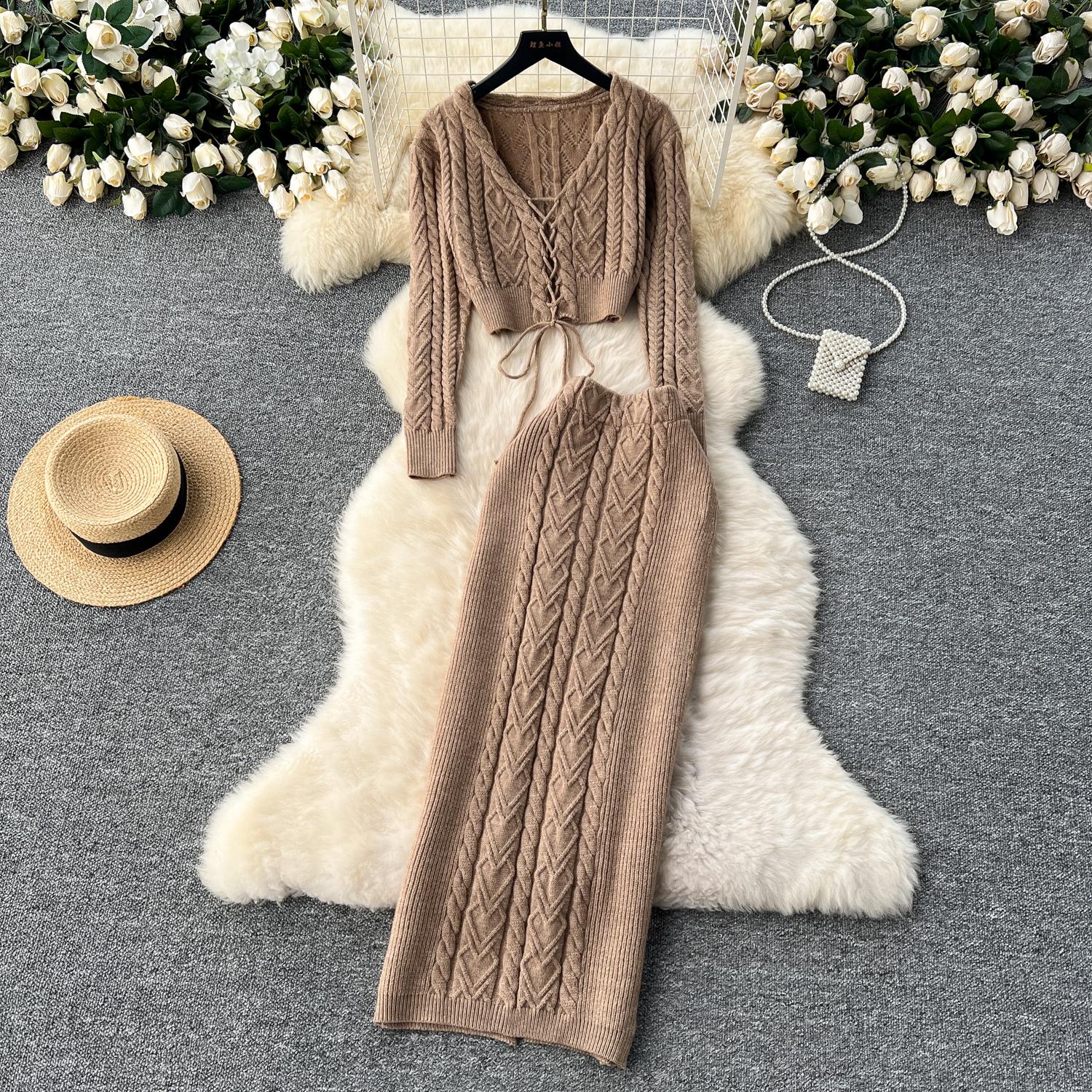 

Осень-зима Новый комплект из двух частей юбка вязаный свитер топ + высокая талия жареный тесто твист свитер юбка костюм One Size хаки