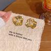 French retro three-dimensional flower earrings women's design stud earrings autumn and winter temperament earrings