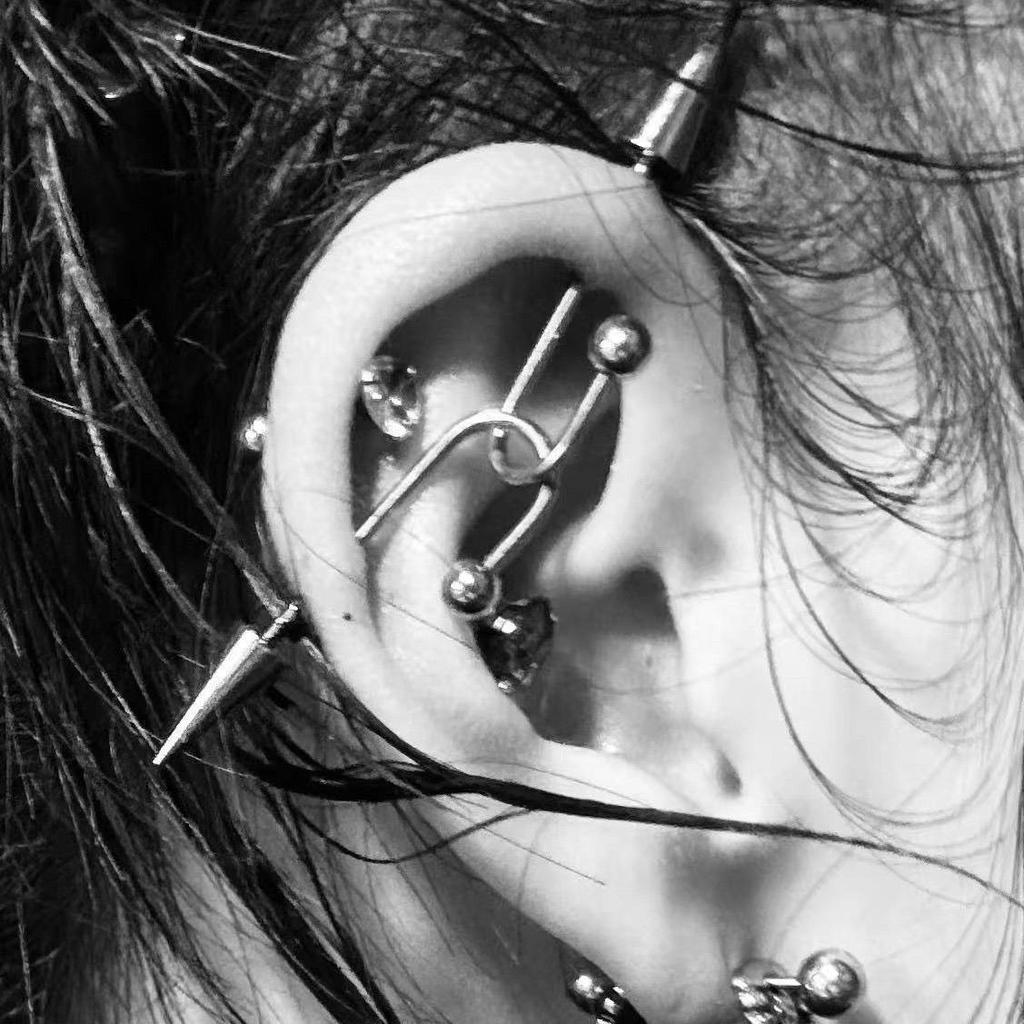 2PCS/Set Punk Stainless Steel Spike Industrial Piercing Floating Industrial Barbell Helix Earring Body Jewelry 16G for Men Women