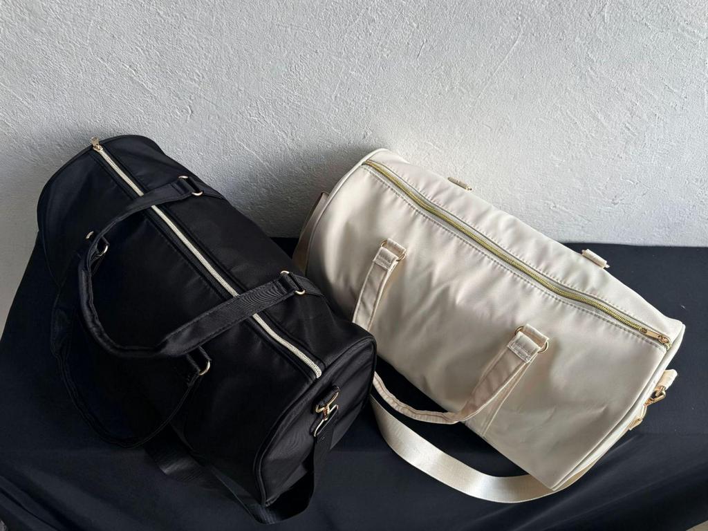 Unisex Waterproof Fitness Bag: Wet/Dry Separation, Large Capacity, Lightweight, Versatile for Travel