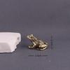 1Pcs Mini Lotus Leaf Frog Figurines Sleeping Position Frog Brass Ornament Copper Animal Tea Pet Home Decorations Antique Crafts+