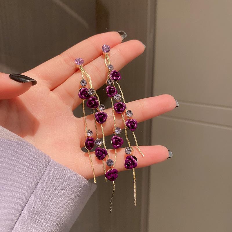 

Европейский и американский преувеличенный дизайн длинные серьги-кисточки с цветами в фиолетовом/серебристом цвете для женщин