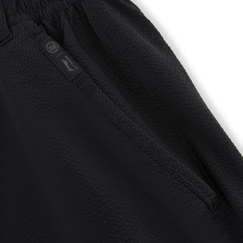 Li Ning X Jackie Chan Collaboration Kung Fu Series Urban Functional Cargo Shorts Unisex shorts Black AKSW173-2