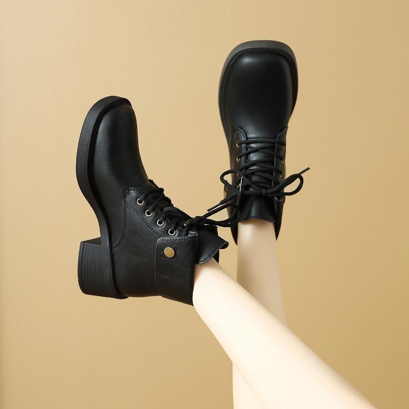 2025 New Boots Woman Retro Mid Heeled Short Boots with Lace Up Thick Heels with Low Heels Casual and Fashionable Ankle Boots
