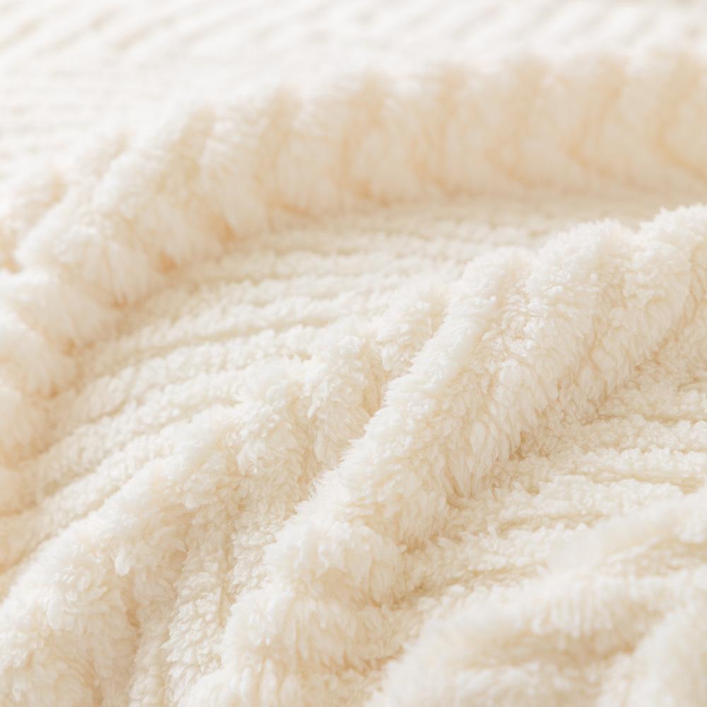 Herringbone Pattern Winter Plush Sofa Cover Towel Cushion Leather Sofa Cushion All-Inclusive Winter Full Cover Blanket