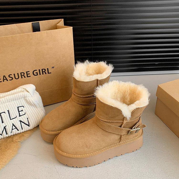 Cotton shoes women's winter Northeast snow shoes piled and thickened to keep warm 2025 new women's fur integrated snow boots