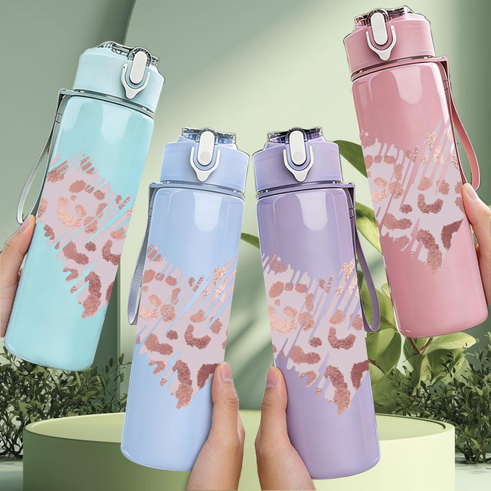 1PC Pink Splatter Heart 750ml Color Plastic Sports Water Bottle Leakproof Flip Straw Lid Suitable for Sports Office Home Use