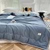 Summer Comforter: Lightweight, Machine - Washable AC Quilt, Suitable for Families, Travelers & Any Bedroom Setup