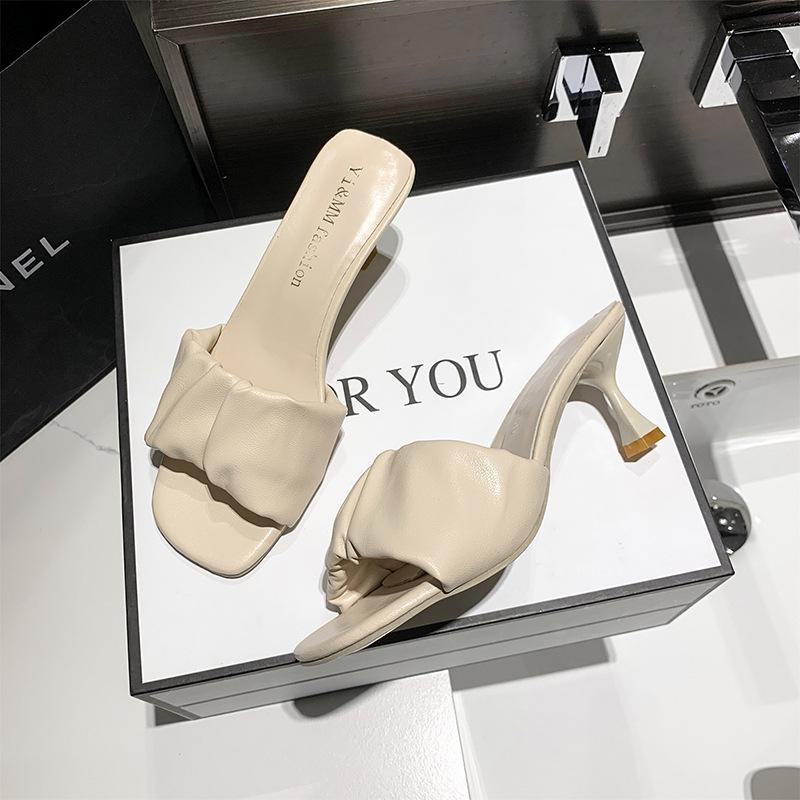 French Square Head Thick Heel Slippers Women's Outer Wear 2025 Summer New Fashion Versatile Pleated Word with Cool Slippers