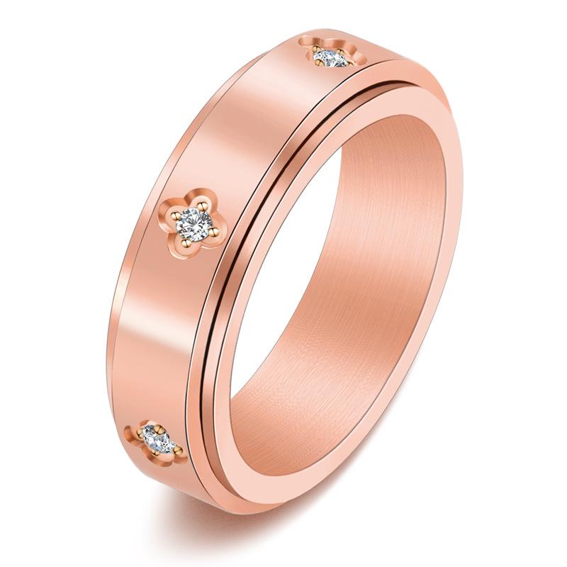 18K Gold Korean-Style Titanium Steel Rotatable Four-Leaf Clover Ring for Women - Minimalist Jewelry