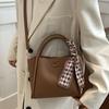 Women's Retro Korean-Style Leather Commuting Shoulder Bag with Detachable Strap & Magnetic Closure