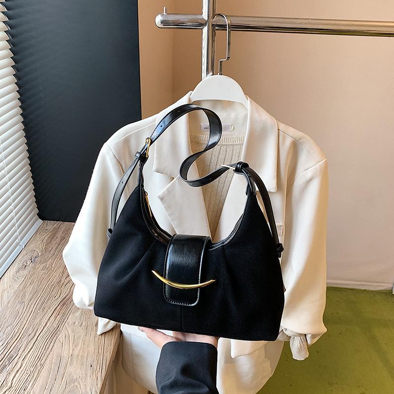 Autumn and Winter Bags Women's 2025 New Trendy High-end Sense Retro Popular Fashion Versatile Shoulder Bag Crossbody Dumpling Bag