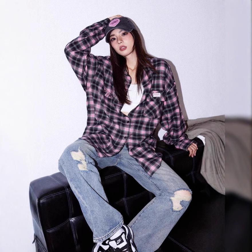 Women's Retro Pink Plaid Long-Sleeve Shirt - Trendy Autumn/Winter Design