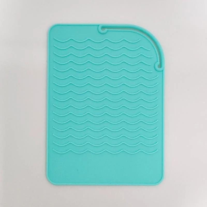 Curled Hair Stick Clip Insulation Pad, Straightener Perm Stick Silicone Insulation Pad Anti Slip Silicone Pad Meal Mat