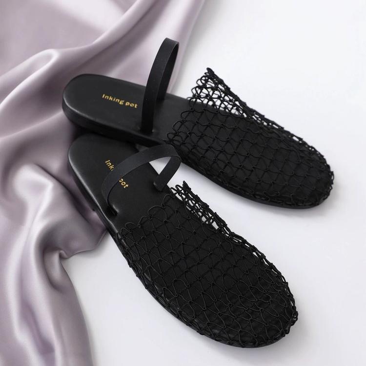 Closed Toe Mesh Hollow Out Flat Gladiator Sandals Women Weaving Design Lazy Mules Summer Outwear Vacation Sandy Beach Shoes