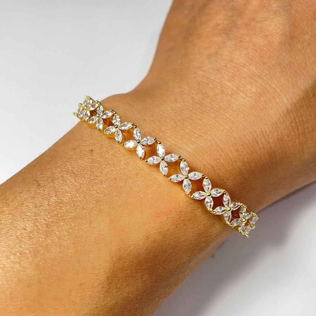 Four-petal Flower Light Luxury and High-end Four-leaf Clover Bracelet