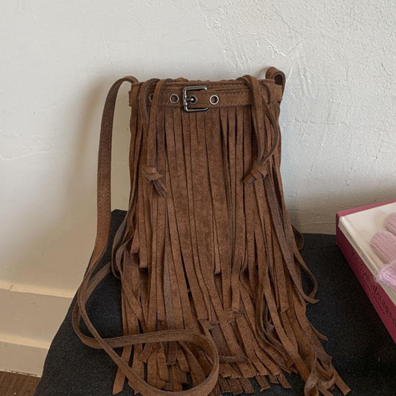 

Niche bag women s autumn and winter new casual shoulder messenger bag fringed bucket bag
