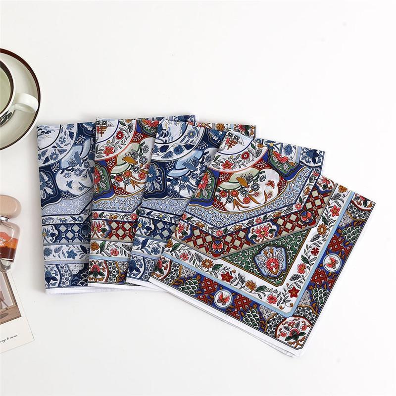 2Pcs 43x43cm 100% Cotton Vintage Flower Printed Lady Bandana Women Handkerchiefs Sweat Wiping Hand Towels