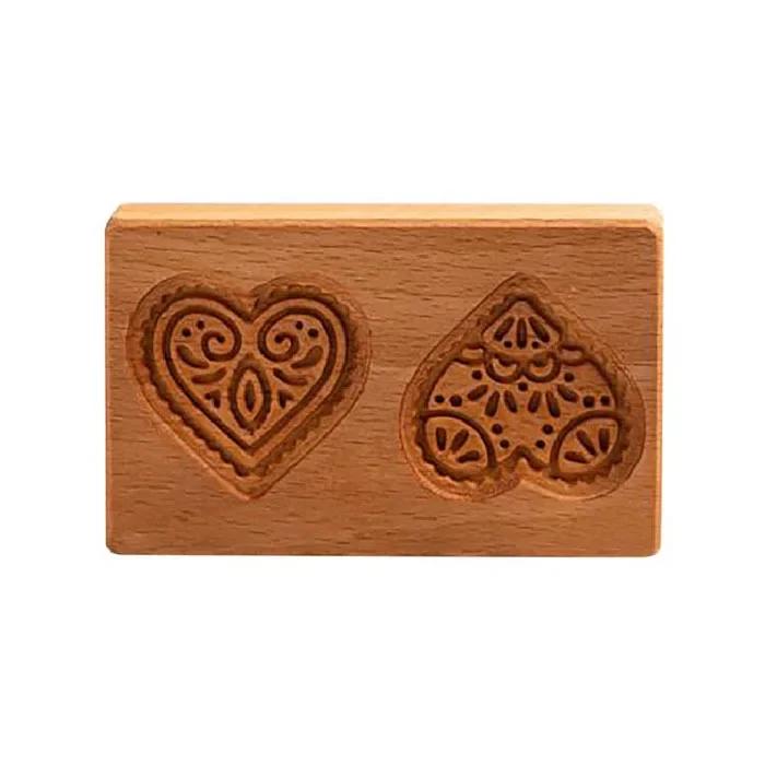 DIY Wooden Shortbread Mold Raspberry Heart Carved Gingerbread Cookie Mold Kitchen Cutter Molds For Valentine's Day Easter Party