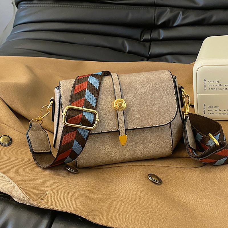 IELGY Fashion Retro Small Square Bag Crossbody All-Match Casual One-Shoulder Female Bag