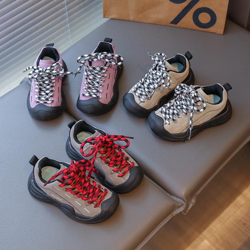 Children's mountain sports shoes 2025 spring and autumn boys' casual outdoor running shoes versatile girls' sports shoes comfortable