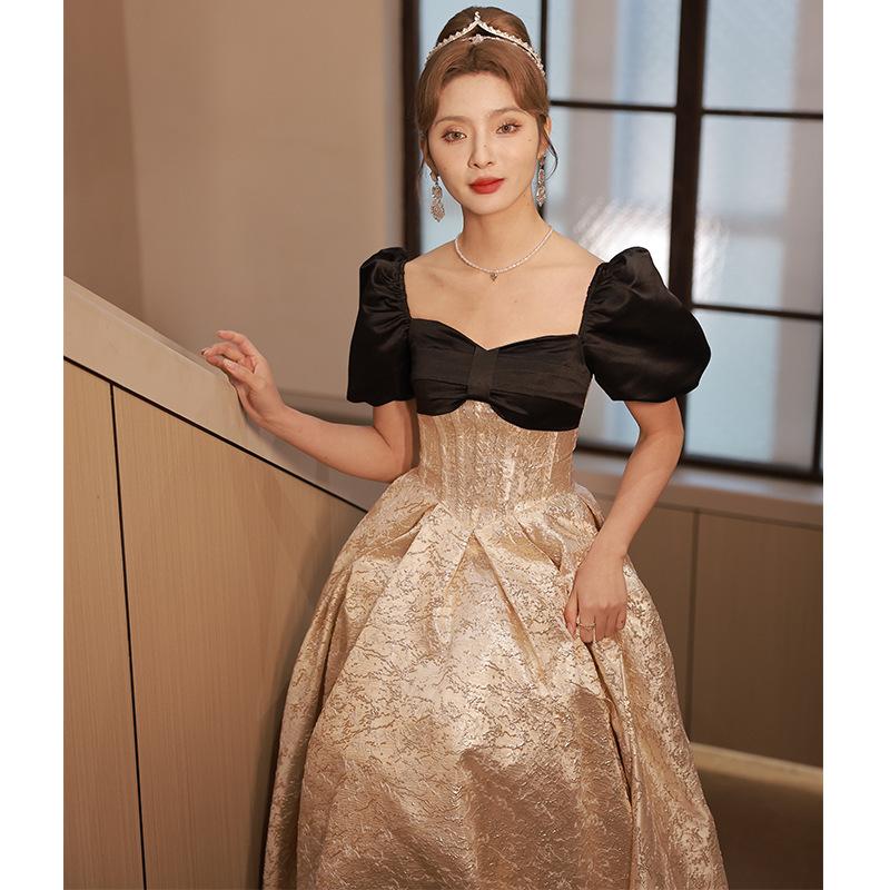 One-word shoulder blue evening dress skirt femininity art style light luxury niche feeling French host annual meeting