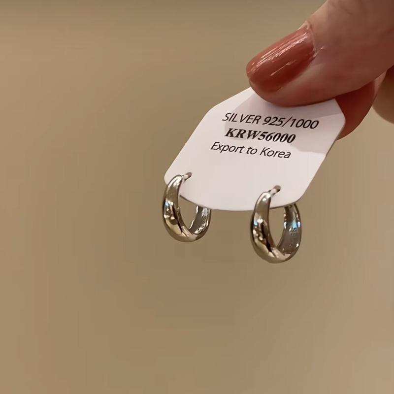 Gold Ring Earrings Women's Ear Buckles Light Luxury High-end Earrings Autumn and Winter Ring Earrings