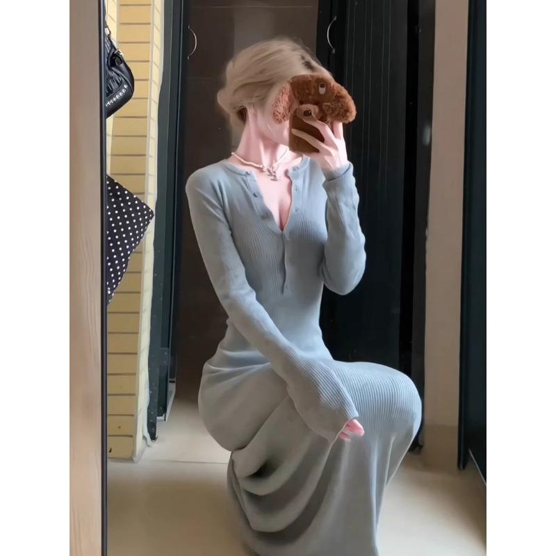 

Новая атмосфера начала осени, носящая темперамент, тонкое внутри, вязаное платье с длинным рукавом, длинное платье XL серый