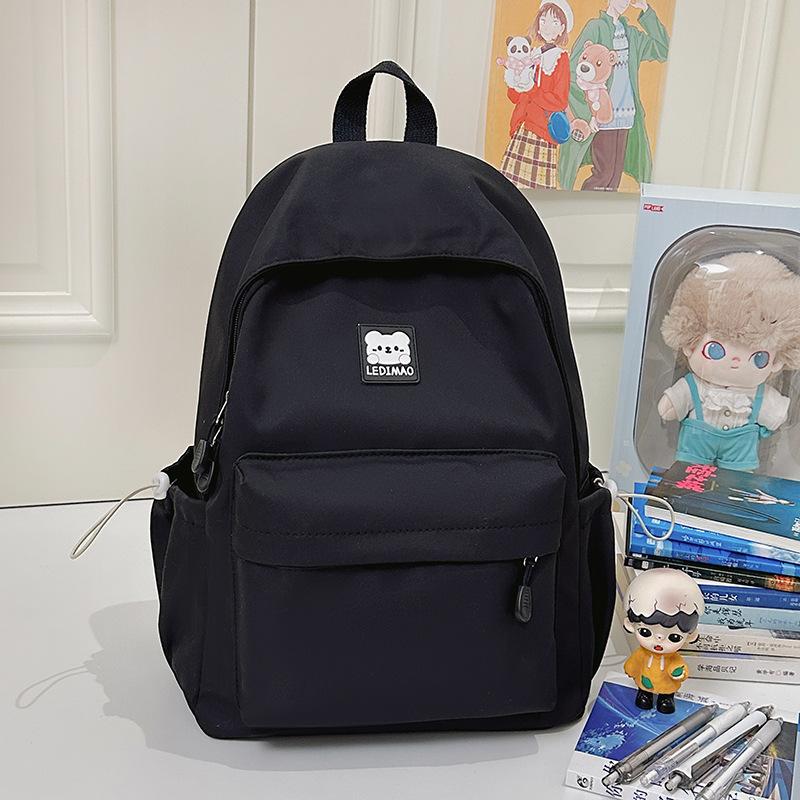 

High value, fresh, sweet and cute, junior high school students are lightweight and large capacity