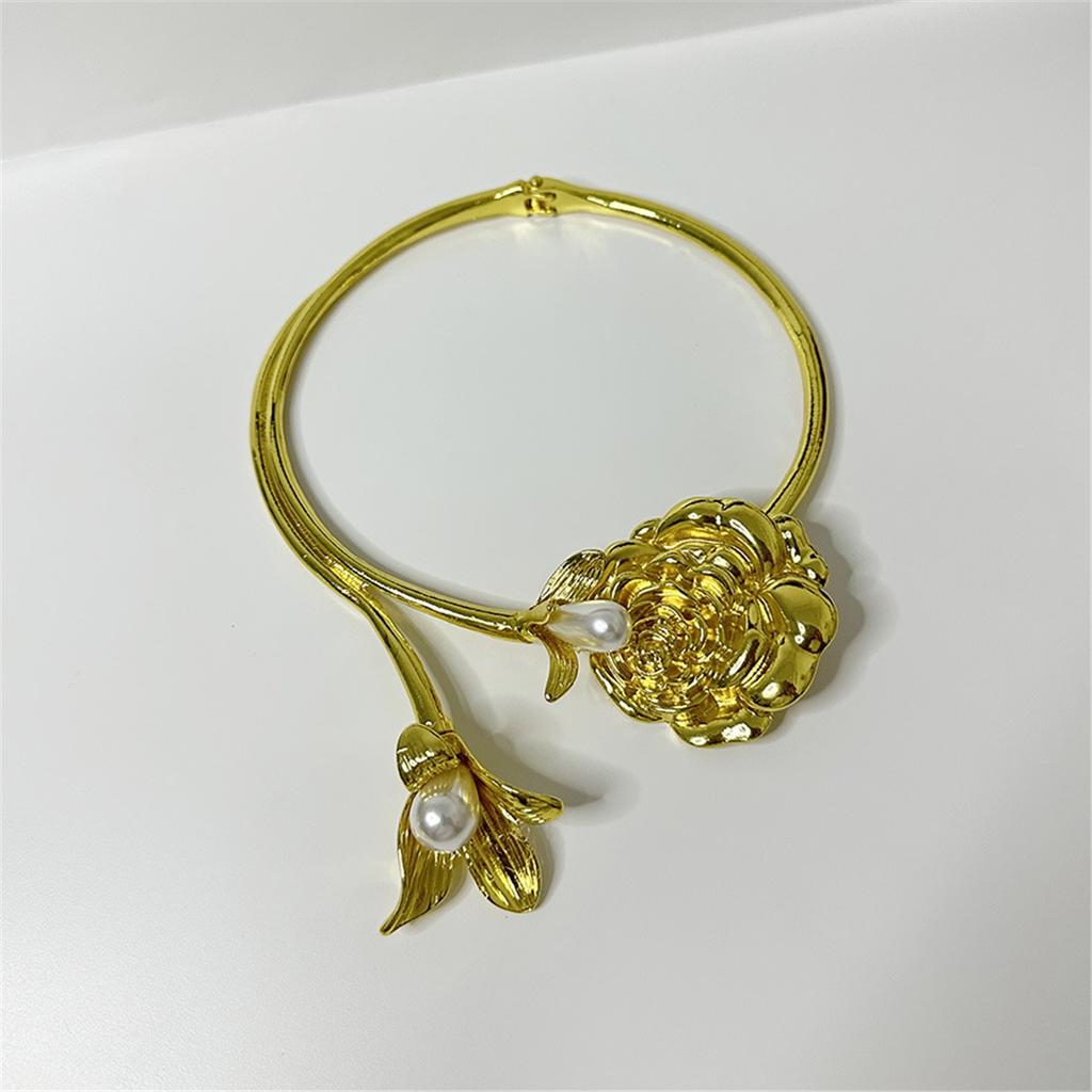 Tooxika Heavy Industry Exaggerated Three-dimensional Pearl Flowers Camellia Collar Light Luxury Necklace Accessories For Women