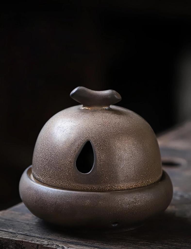 Collected De TO-BE Incense Holder, Spill-Proof, Stylish Spiral Design, for Buddhist Altars, Soothing Incense Burners, Ceramic Sticks, Perfect for