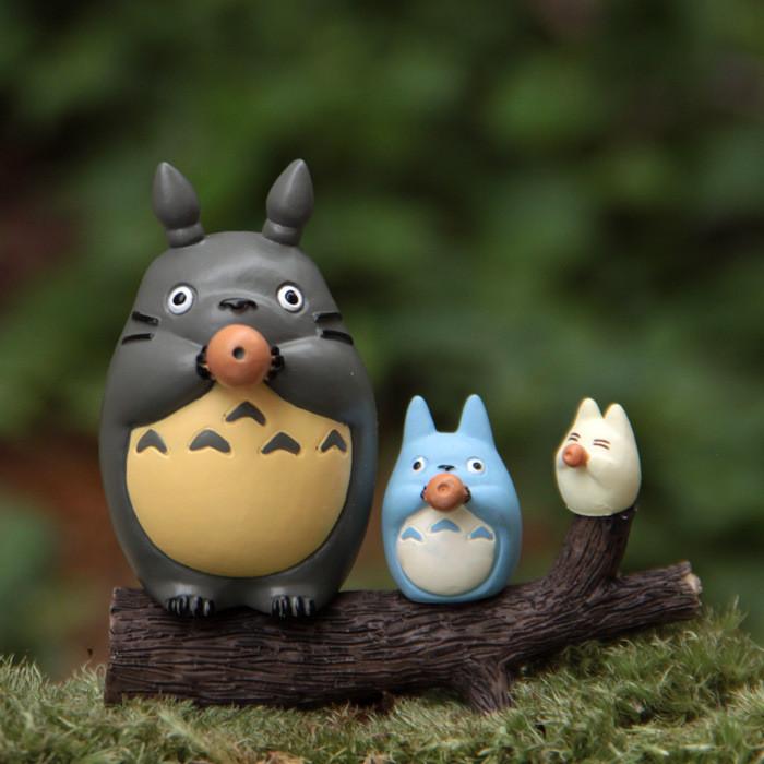 Neighbor Totoro My Anime Character Cat Girl Blowing Xun Mini Ornament Model