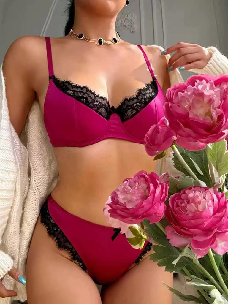 Autumn and Winter New Pure Desire Sexy Big Breasts Show Small Bra Set Thin Glossy Lace Edge French Underwear Women