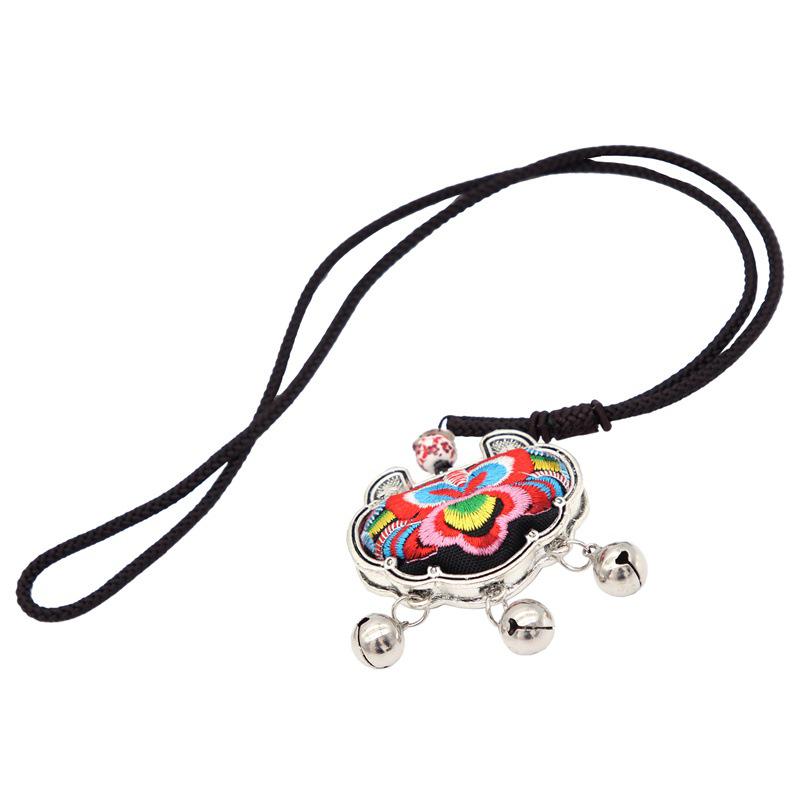 Yunnan Ethnic Embroidered Flower Choker Necklace 2024 - Travel Souvenir & Gift Sweater Chain