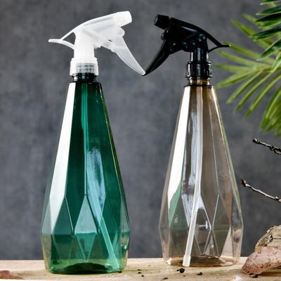 Konewka Szerokie zastosowanie Regulowana dysza Przezroczysty spray do podlewania roślin do ogrodu