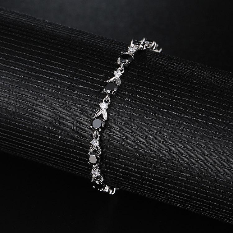 Kerastase Mori Girl Zircon Bracelet with Austrian Crystal, Gold-Plated Jewelry